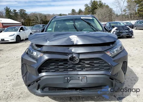 2019 Toyota Rav4 Le z USA, uszkodzony, nr VIN JTMF1RFV0KD523738